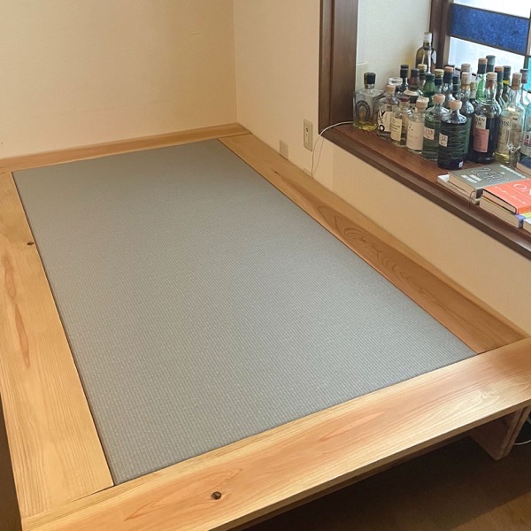 琉球畳と木製ベッド