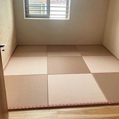 琉球畳どっとこむ 琉球畳どっとこむは お部屋のサイズに合わせて琉球畳風フローリング用置き畳を製作いたします 豊富な種類の畳表からご希望の畳 をお選びいただけます