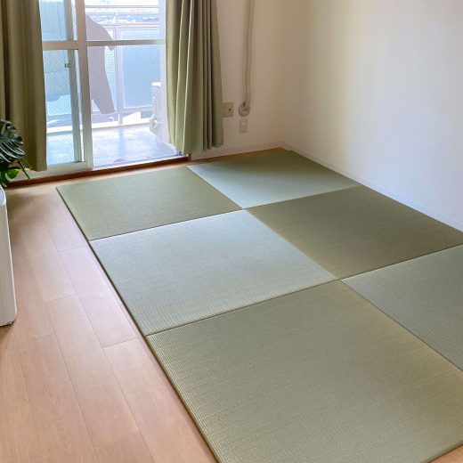 琉球畳どっとこむ 琉球畳どっとこむは お部屋のサイズに合わせて琉球畳風フローリング用置き畳を製作いたします 豊富な種類の畳表からご希望の畳 をお選びいただけます